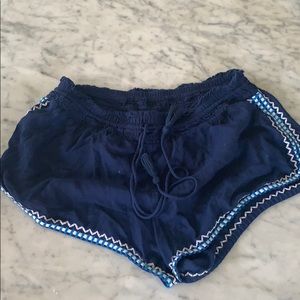 Blue detailed shorts